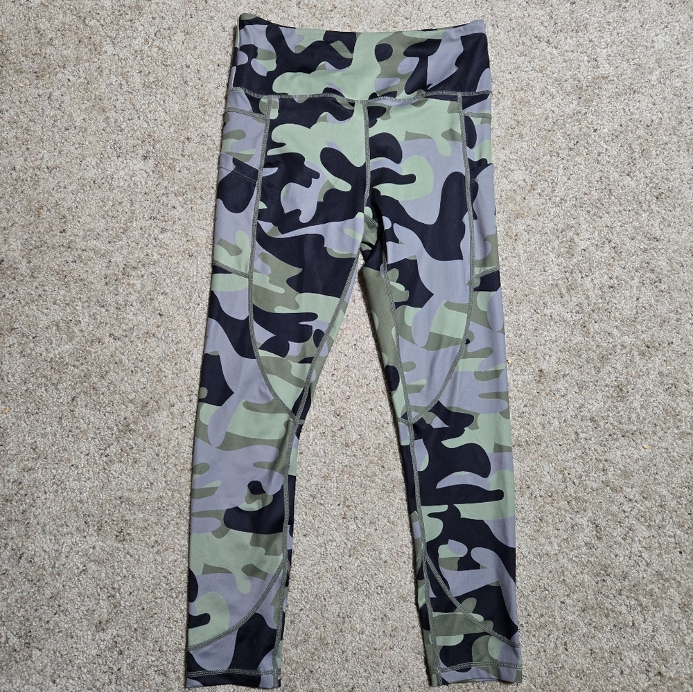 Zyia Active Camo Leggings